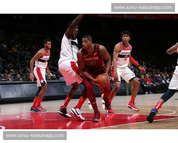 绝地反击的史诗：2016年骑士与勇士的巅峰对决——那一抹克利夫兰的冠军泪